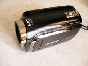 Victor �r�f�I�J���� Everio GZ-HD320-B����