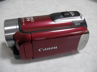 気がついたらビデオカメラのデータが消えていた。 Canon iVIS HF R10 ビデオカメラ 【復旧事例】