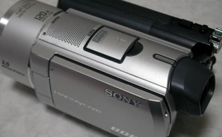 SONY DCR-SR100