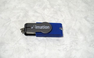 imation USBメモリ