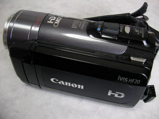 Canon iVIS HF20