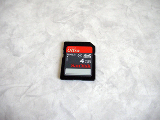 SDカード SanDisk 4GB